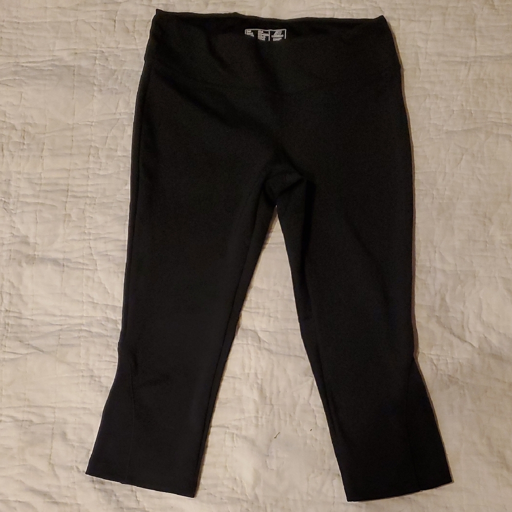 New Balance Black Capris